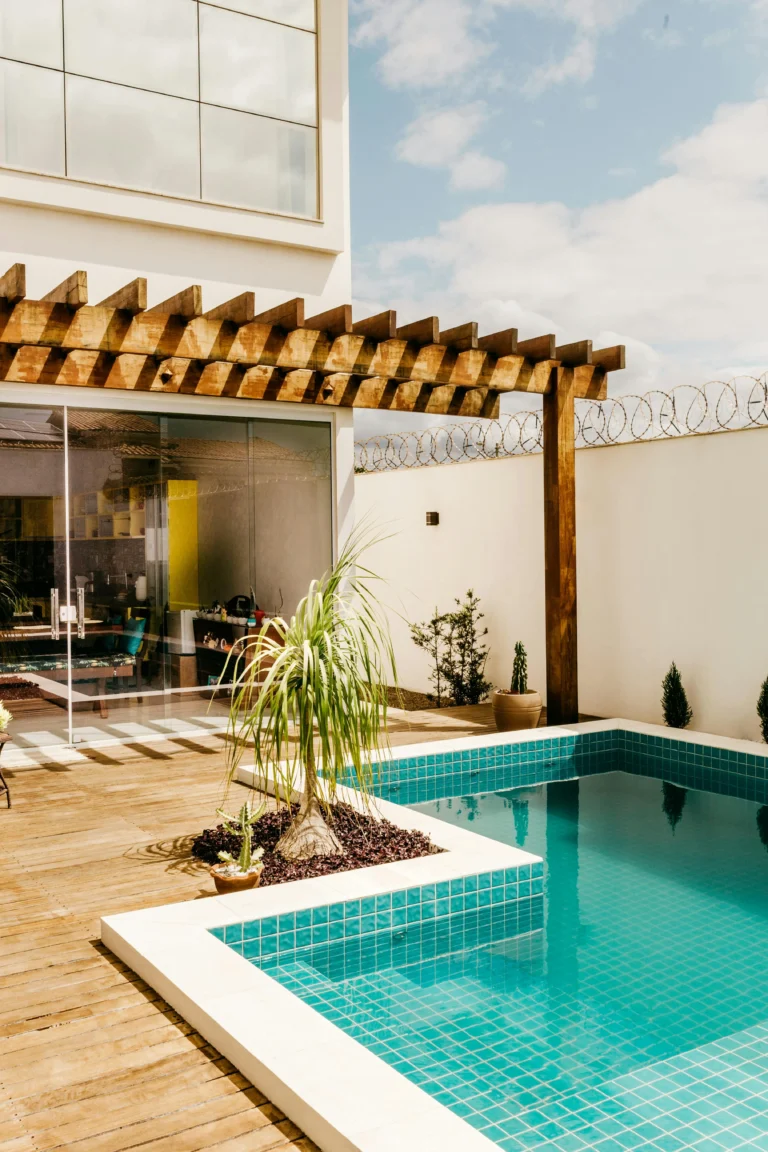 Jasa Eka Property Rent-Huur Holiday-Vakantie